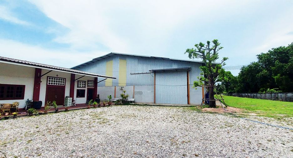 For sale 6 bedrooms retail Space in Klaeng, Rayong