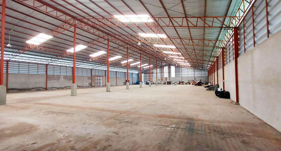 For sale 6 bedrooms retail Space in Klaeng, Rayong