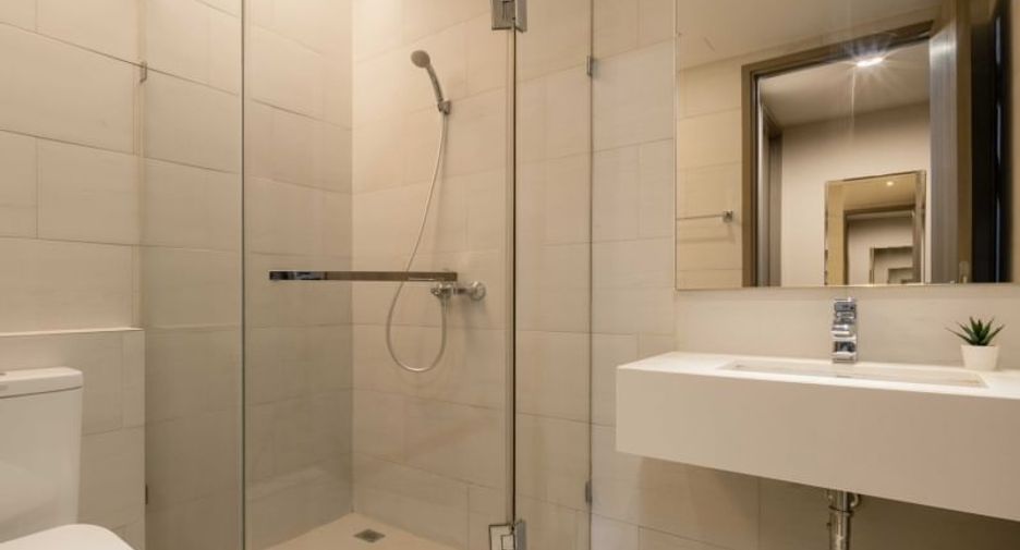 Condo en venta de 2 habitaciones en Si Racha, Chonburi