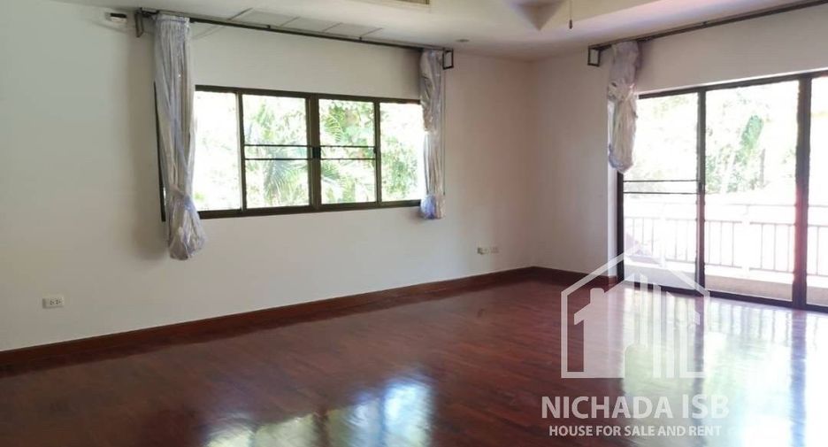 For rent 5 Beds house in Pak Kret, Nonthaburi