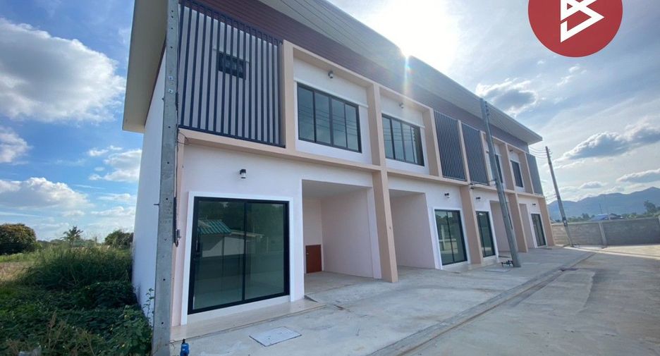 For sale 3 bed townhouse in Tha Muang, Kanchanaburi