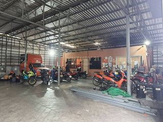 For rent warehouse in Huai Khwang, Bangkok
