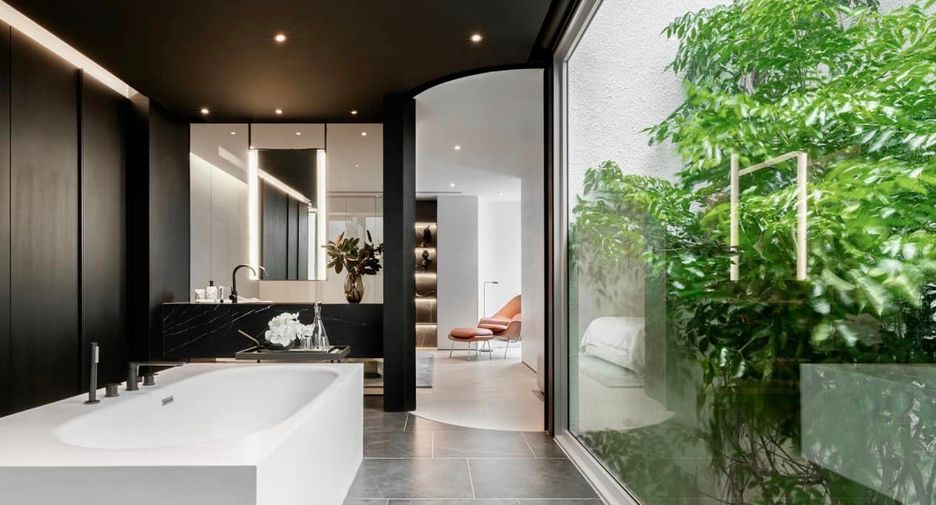 For sale 4 bedrooms house in Prawet, Bangkok