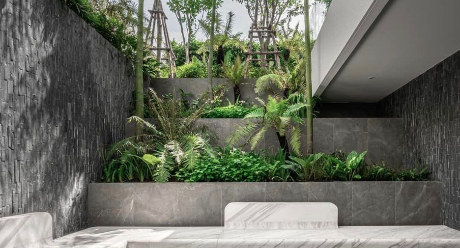 For sale 4 bedrooms house in Prawet, Bangkok