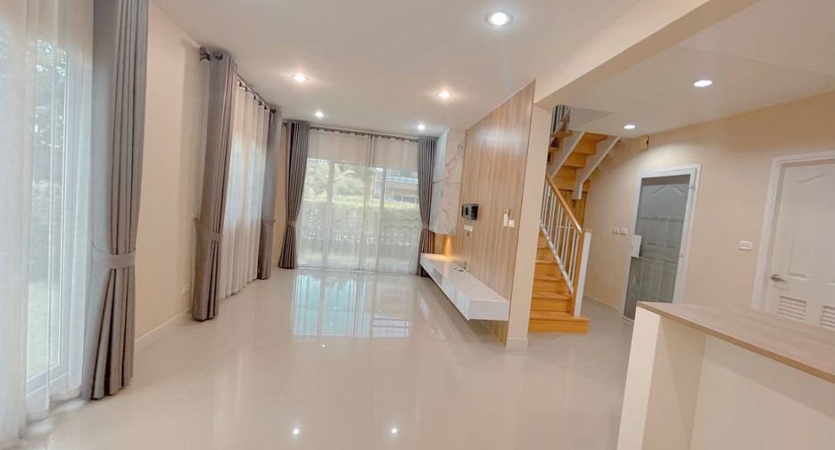 Продажа 3 спальни дом в Сан Кампаенг, Чианг Маи