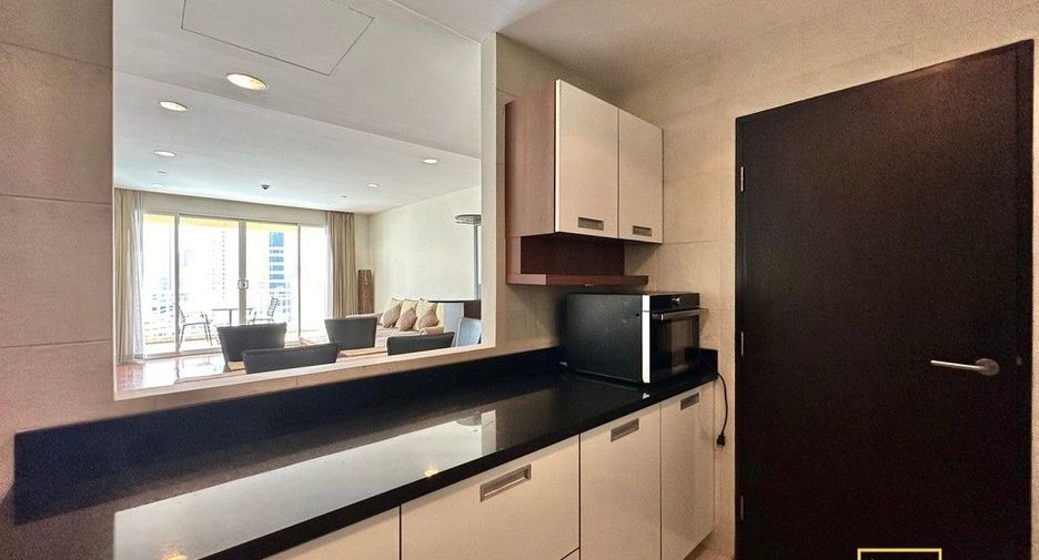 Wohnung zur Miete mit 2 Zimmer in Khlong Toei, Bangkok