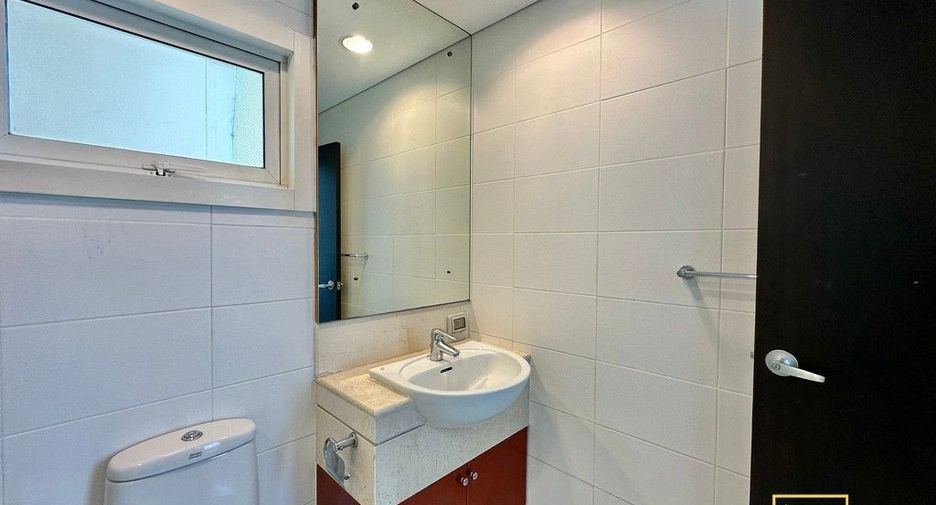 Wohnung zur Miete mit 2 Zimmer in Khlong Toei, Bangkok
