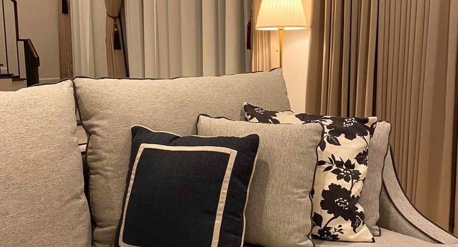 Haus zum Kauf mit 4 Zimmer in Bang Kapi, Bangkok