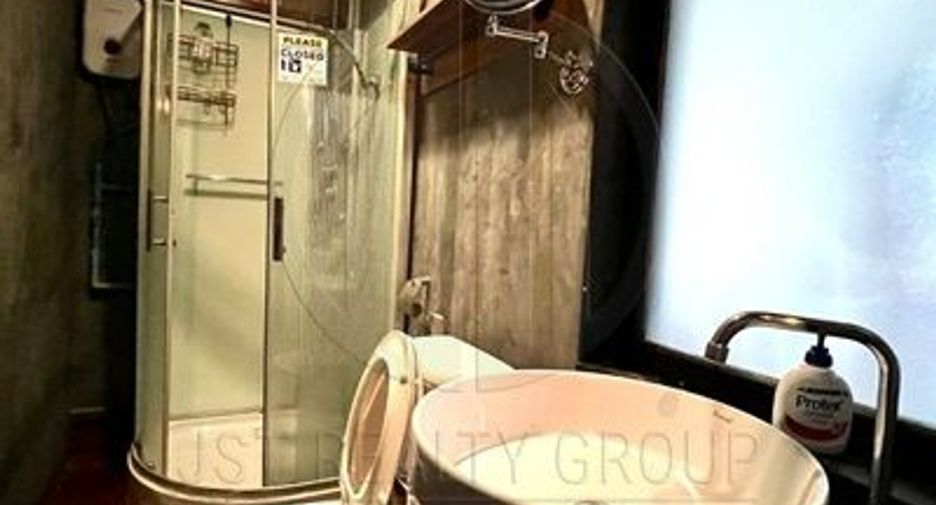 Аренда 3 спальни дом в Патхум Щан, Бангкок