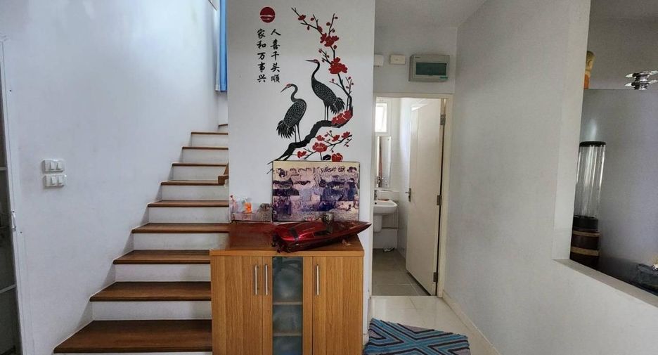 For sale 4 bedrooms house in Phra Samut Chedi, Samut Prakan