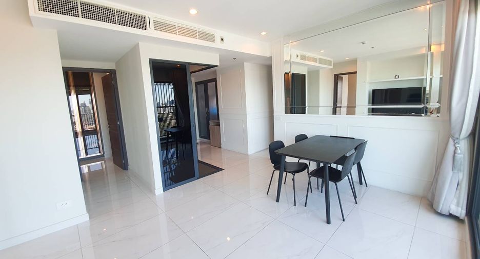 For sale 3 bedrooms condo in Watthana, Bangkok