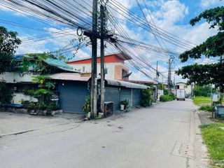 For sale land in Wang Thonglang, Bangkok