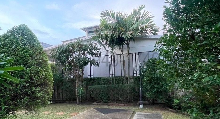 For rent 5 bedrooms house in Mueang Nonthaburi, Nonthaburi