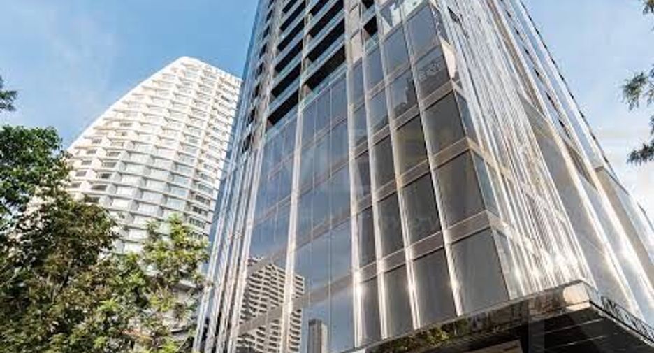 Condo en alquiler de 3 habitaciones en Khlong Toei, Bangkok