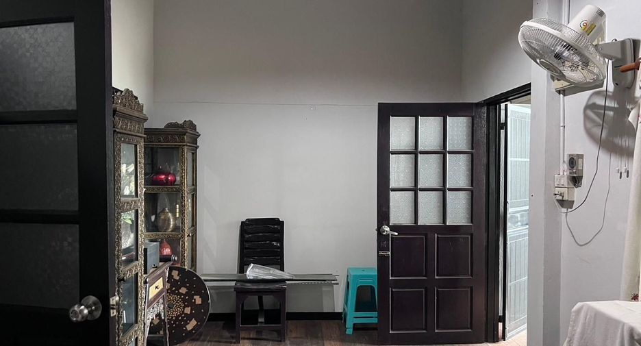 À vendre 8 chambres maison à San Kamphaeng, Chiang Mai
