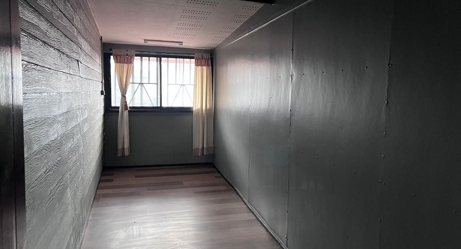 À vendre 8 chambres maison à San Kamphaeng, Chiang Mai