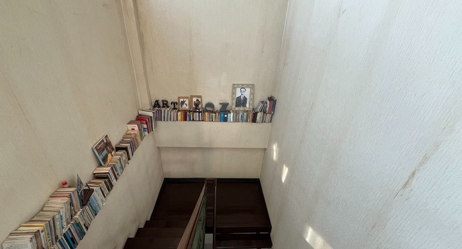 Haus zum Kauf mit 4 Zimmer in Sai Mai, Bangkok