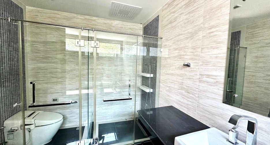 Haus zum Kauf mit 5 Zimmer in Lat Krabang, Bangkok