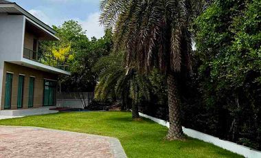 Haus zum Kauf mit 5 Zimmer in Lat Krabang, Bangkok