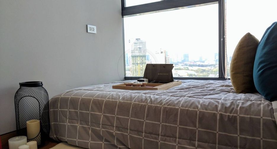 ขาย 2 ห้องนอน คอนโด ใน คลองเตย, กรุงเทพฯ