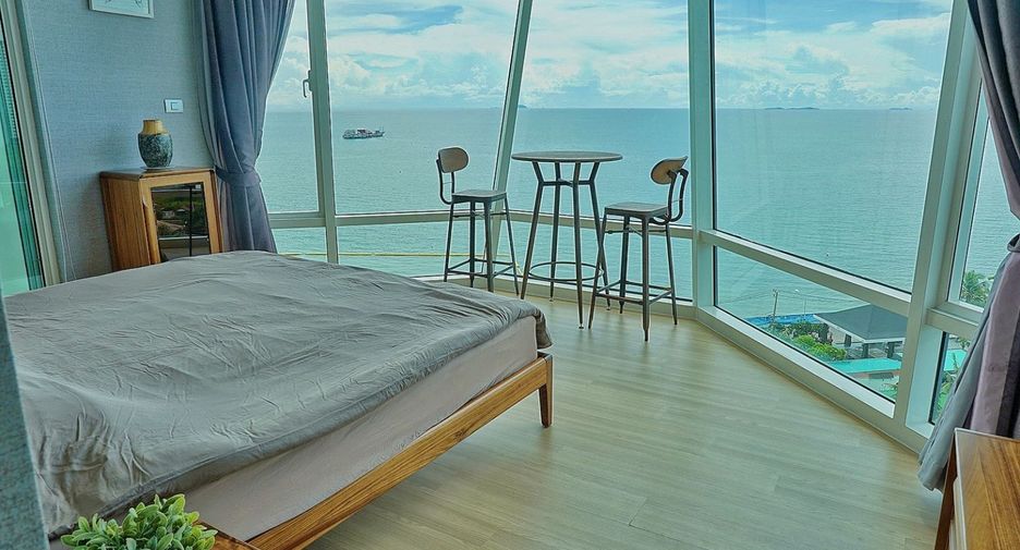 For rent 3 bedrooms condo in Bang Lamung, Chonburi