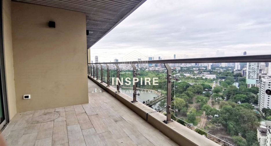 For rent 3 bedrooms condo in Khlong Toei, Bangkok