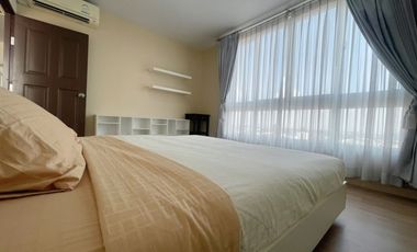 À louer 2 chambres condo à Si Racha, Chonburi