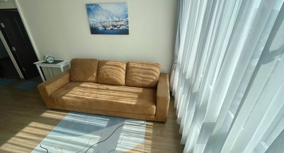 Condo en alquiler de 2 habitaciones en Si Racha, Chonburi