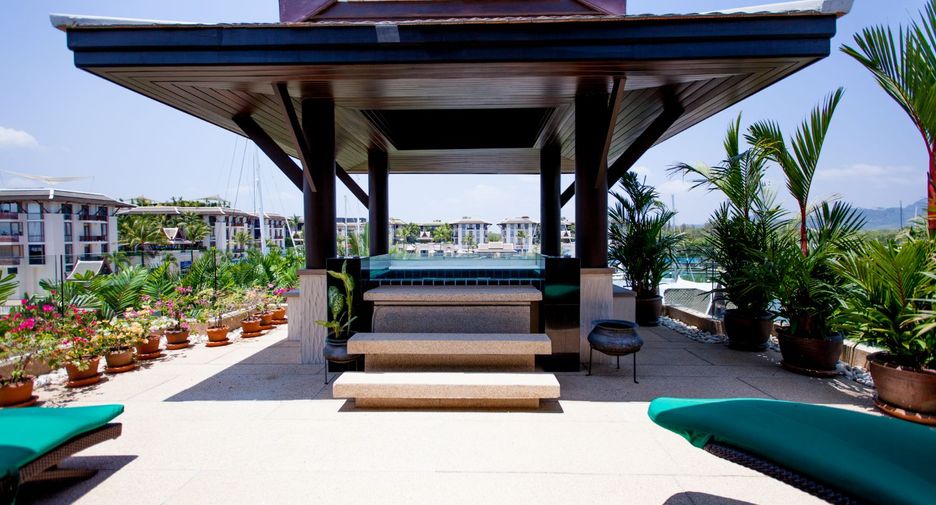 For sale 5 bedrooms villa in Mueang Phuket, Phuket