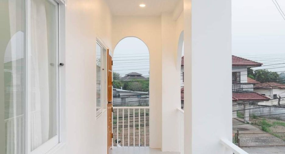 Casa adosada en venta de 2 habitaciones en Hang Dong, Chiang Mai