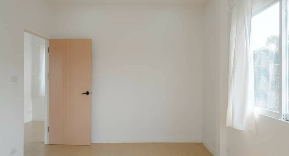 Casa adosada en venta de 2 habitaciones en Hang Dong, Chiang Mai