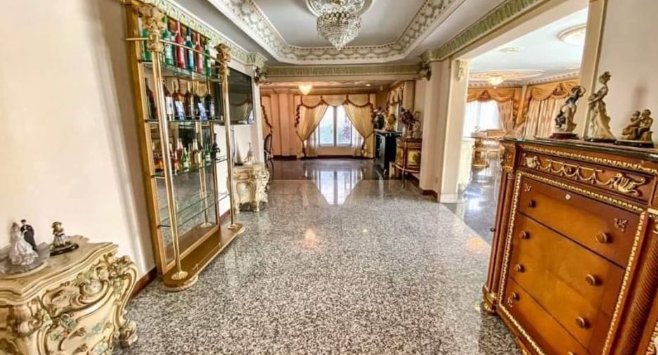 Аренда и продажа 4 спальни дом в Банг Кхен, Бангкок