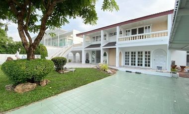 For rent 5 bed house in Suan Luang, Bangkok