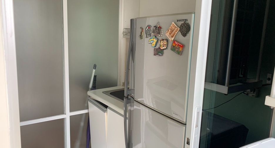 For sale 1 Beds condo in Huai Khwang, Bangkok