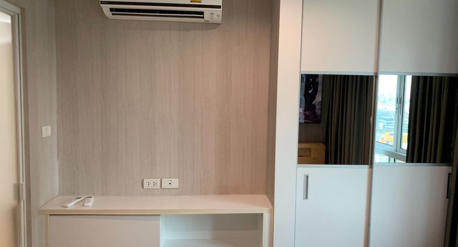 For sale 1 Beds condo in Huai Khwang, Bangkok