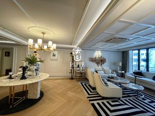 For rent そして for sale 3 Beds condo in Khlong Toei, Bangkok