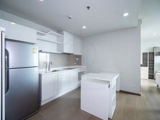 For rent and for sale 2 bedrooms condo in Pathum Wan, Bangkok