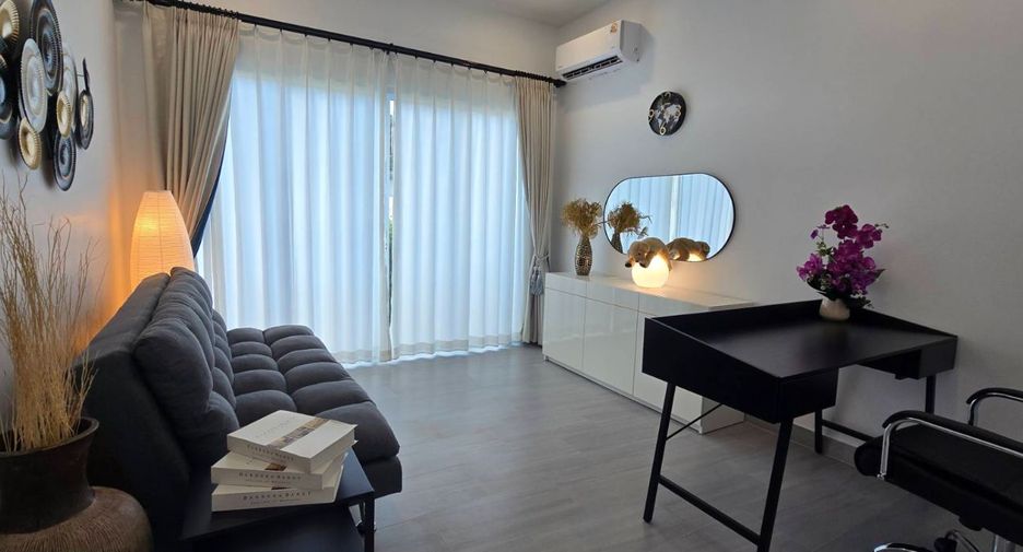 For sale 3 bedrooms villa in Mueang Rayong, Rayong