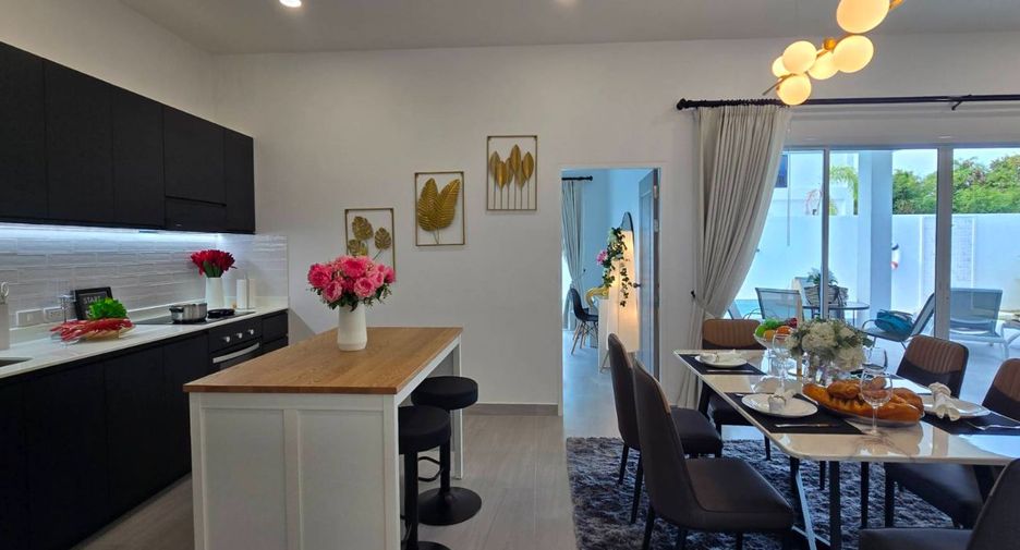 For sale 3 bedrooms villa in Mueang Rayong, Rayong