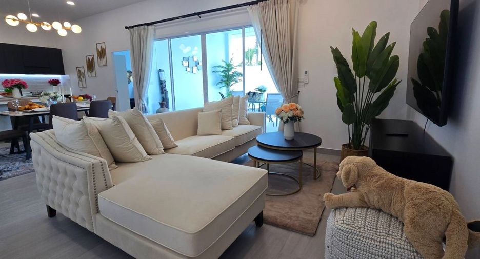 For sale 3 bedrooms villa in Mueang Rayong, Rayong