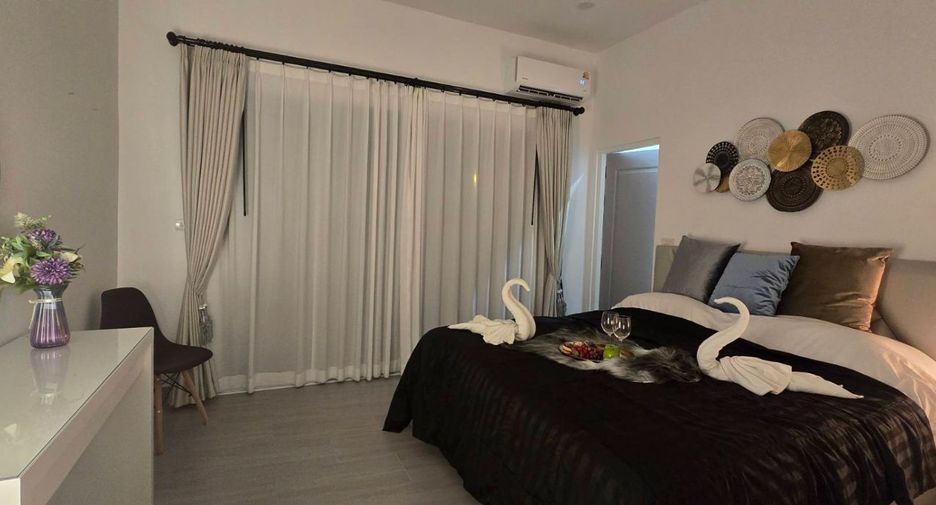 For sale 3 bedrooms villa in Mueang Rayong, Rayong