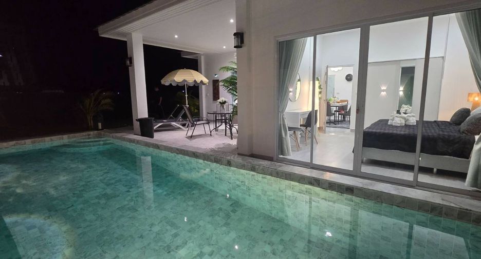 For sale 3 bedrooms villa in Mueang Rayong, Rayong