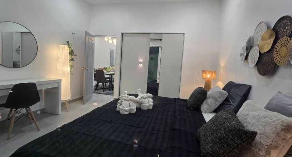 For sale 3 bedrooms villa in Mueang Rayong, Rayong
