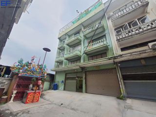 For sale retail Space in Phasi Charoen, Bangkok