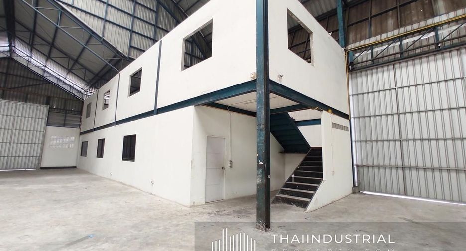 For rent warehouse in Mueang Pathum Thani, Pathum Thani