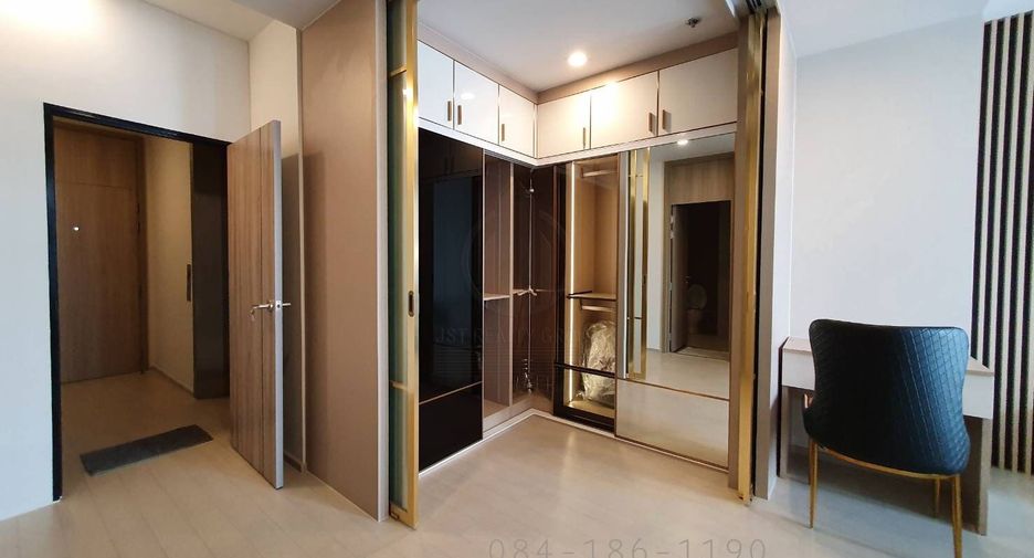 Wohnung zur Miete mit 2 Zimmer in Pathum Wan, Bangkok