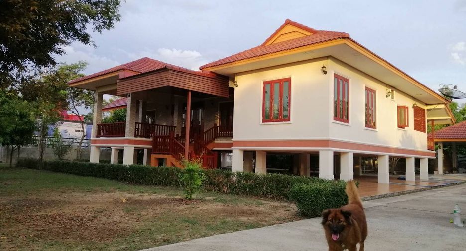 For sale 2 bed house in Mueang Uthai Thani, Uthai Thani