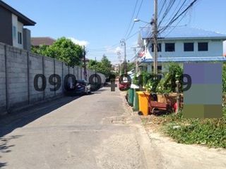 出售 土地 在 Thung Khru, 曼谷