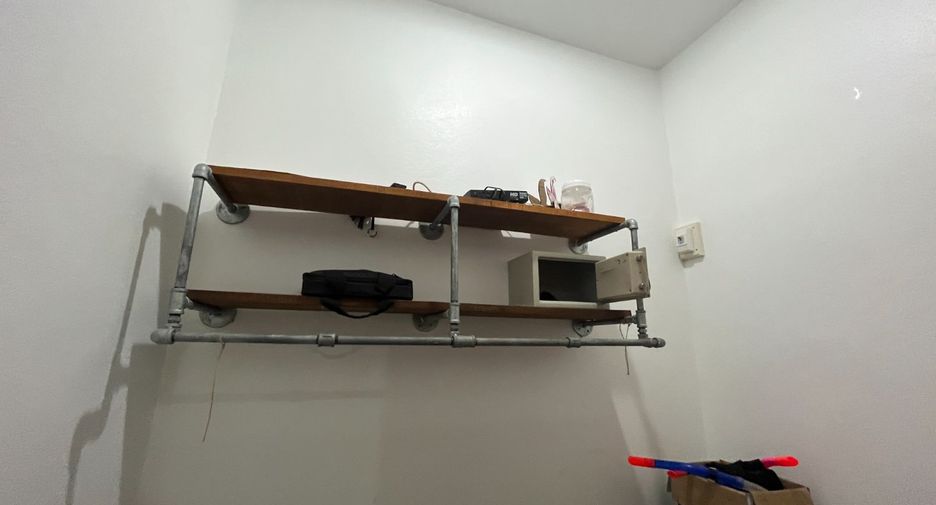 For sale 7 bedrooms retail Space in Mueang Krabi, Krabi