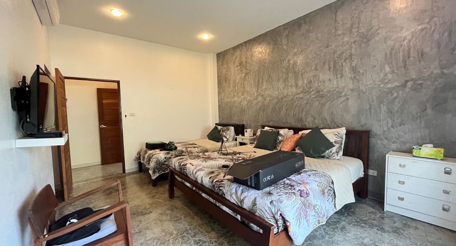 For sale 7 bedrooms retail Space in Mueang Krabi, Krabi